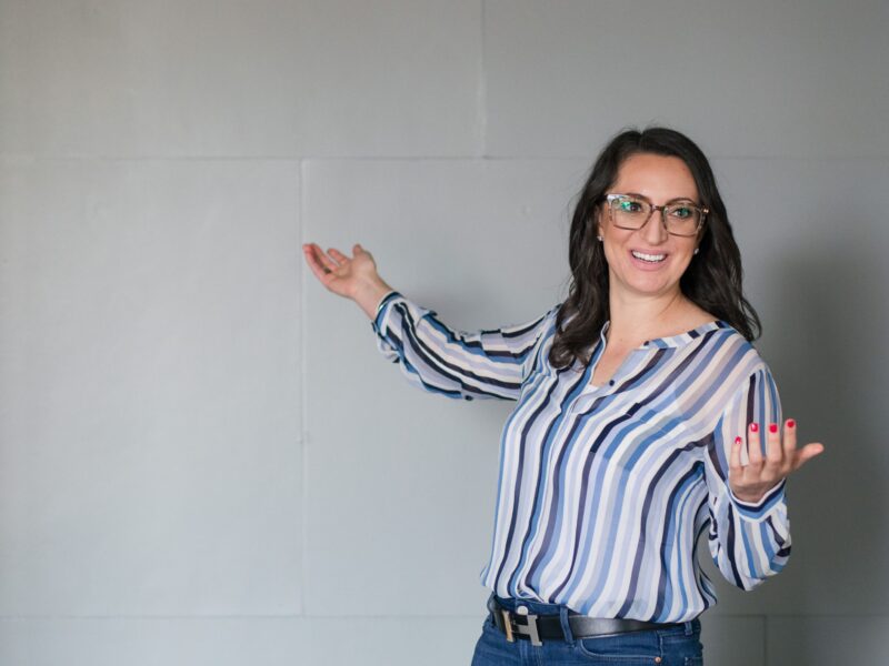Lauren explaining a "boring" business